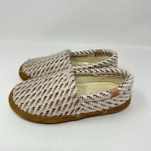 Acorn Women’s Moc Slippers Size 5-6